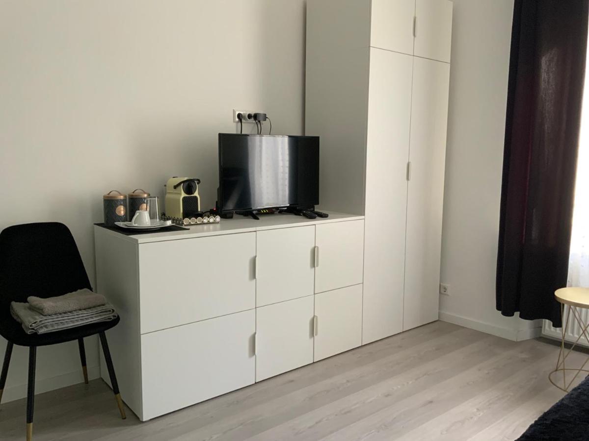 Executive Single With En-suite In Centre *