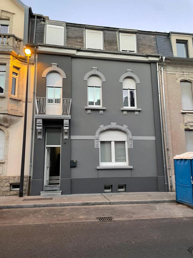 Gasthof Executive Single With En-suite In Centre Luxemburg